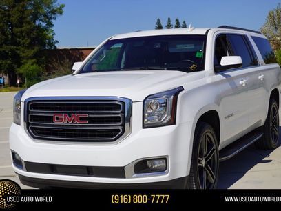 Used 2017 GMC Yukon XL SLE w/ SLE Value Package