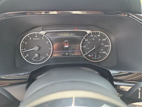 Used 2023 Nissan Pathfinder SL w/ SL Premium Package AWD/4WD image 19