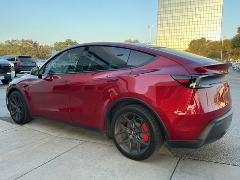 Used 2026 Tesla Model Y Long Range AWD/4WD image 3