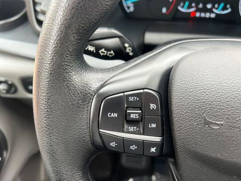 Used 2022 Ford Transit 350 XLT image 25