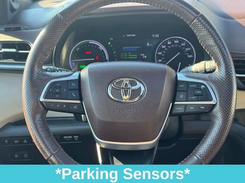 Used 2021 Toyota Sienna Platinum image 27