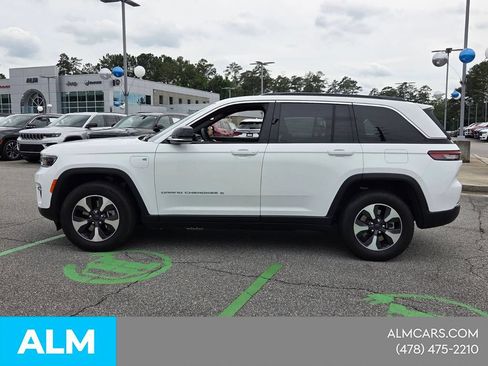Used 2024 Jeep Grand Cherokee Limited 4xe AWD/4WD image 2