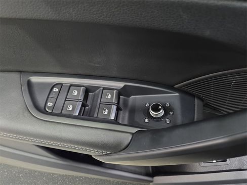 Used 2023 Audi Q5 2.0T Premium Plus image 30