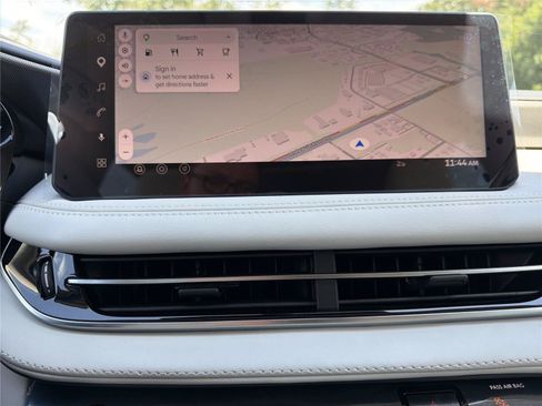 New 2027 INFINITI QX60 Luxe FWD image 11