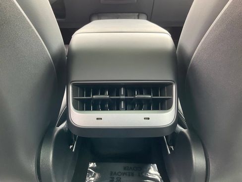 Used 2023 Tesla Model 3 Long Range AWD/4WD image 34