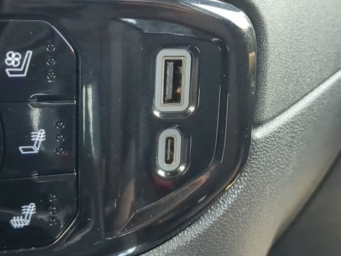 Used 2026 Chevrolet Silverado 3500 High Country w/ High Country Premium Package AWD/4WD image 21