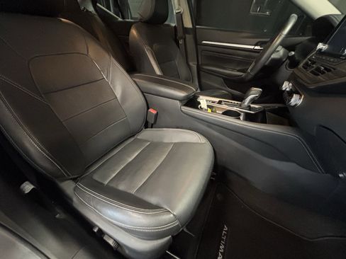 Used 2020 Nissan Altima 2.0 Platinum image 38