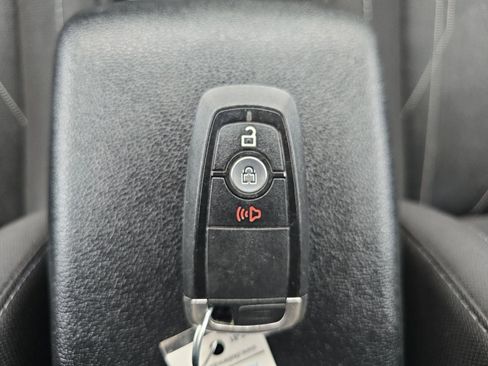 Used 2020 Ford EcoSport SE image 12