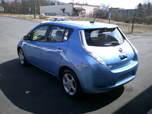 Used 2012 Nissan Leaf SL FWD image 5