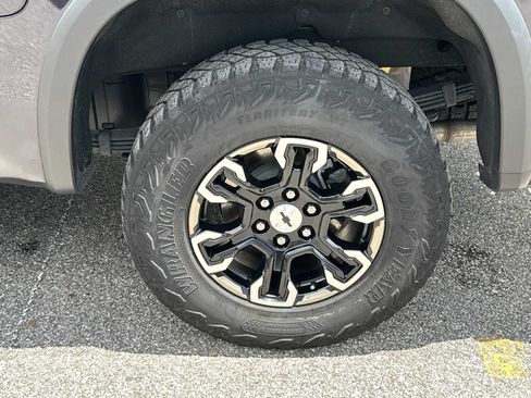 Certified 2024 Chevrolet Silverado 1500 ZR2 w/ Technology Package AWD/4WD image 12