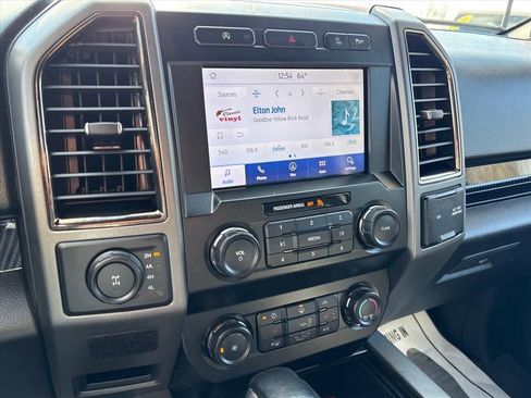 Used 2019 Ford F150 Raptor w/ Equipment Group 801A Mid image 10