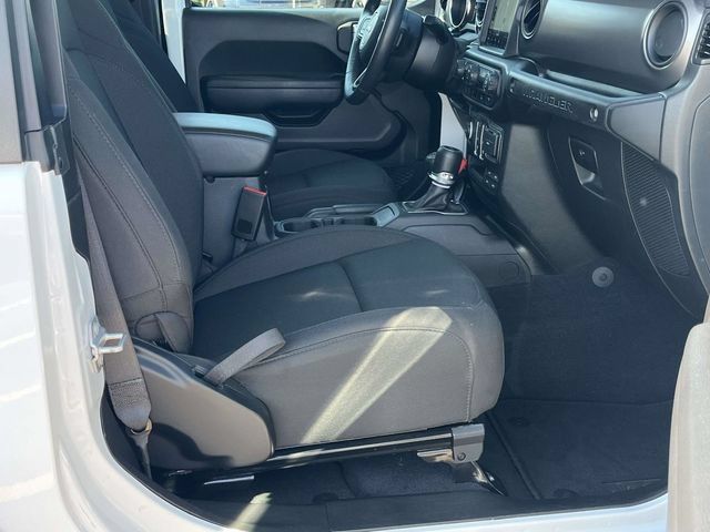 Used 2022 Jeep Wrangler Sport AWD/4WD image 21