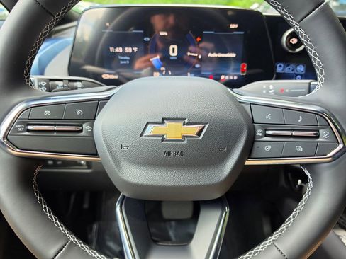 New 2026 Chevrolet Equinox EV LT AWD/4WD image 22