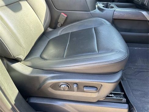 Used 2022 GMC Sierra 1500 SLT image 14