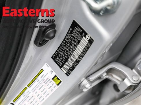 Used 2023 Toyota Corolla LE image 31