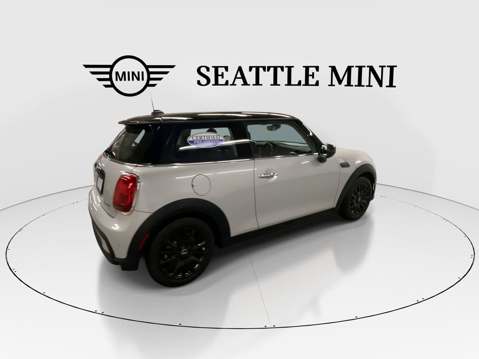 Used 2023 MINI Cooper 2-Door Hardtop FWD image 11