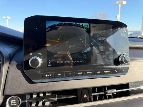 Used 2024 Mitsubishi Outlander SE image 22