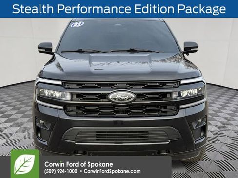 Used 2022 Ford Expedition Max Limited image 8