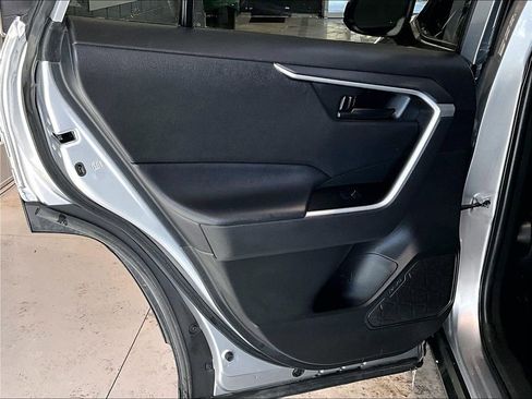 Used 2023 Toyota RAV4 LE image 21