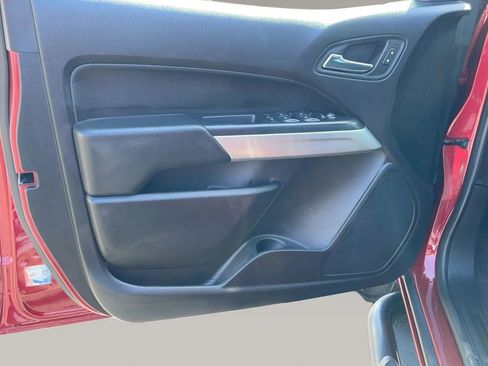 Used 2019 Chevrolet Colorado LT w/ LT Convenience Package RWD image 20
