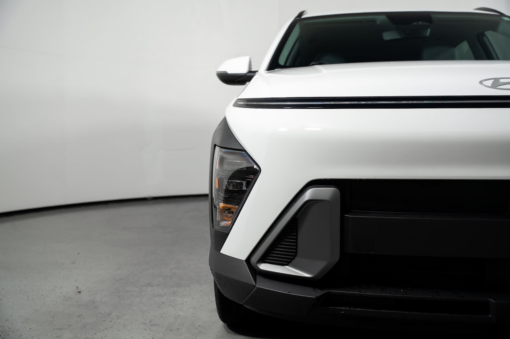 Used 2024 Hyundai Kona SEL FWD image 16