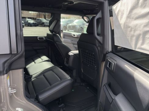 New 2026 Ford Bronco Badlands AWD/4WD image 31