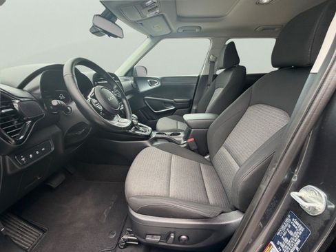 Certified 2024 Kia Soul EX FWD image 23