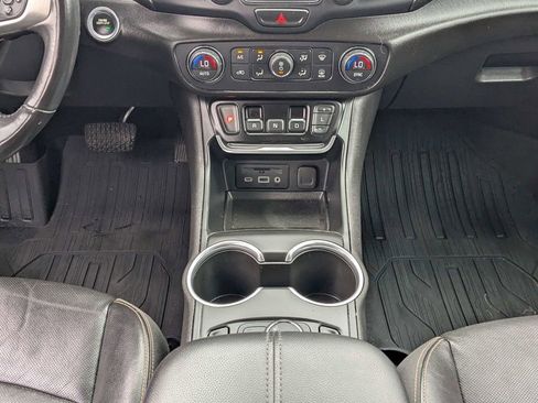 Used 2021 GMC Terrain SLT w/ Elevation Edition FWD image 19