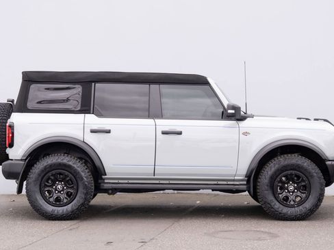Used 2023 Ford Bronco Wildtrak AWD/4WD image 28