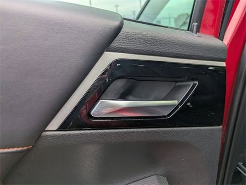 Used 2023 Mitsubishi Outlander SE image 26