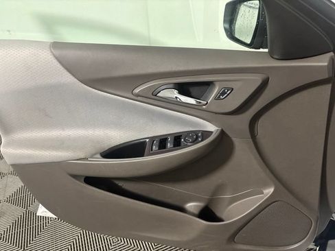 Used 2023 Chevrolet Malibu LT FWD image 17