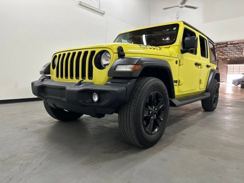 Used 2022 Jeep Wrangler Unlimited Sport AWD/4WD image 23