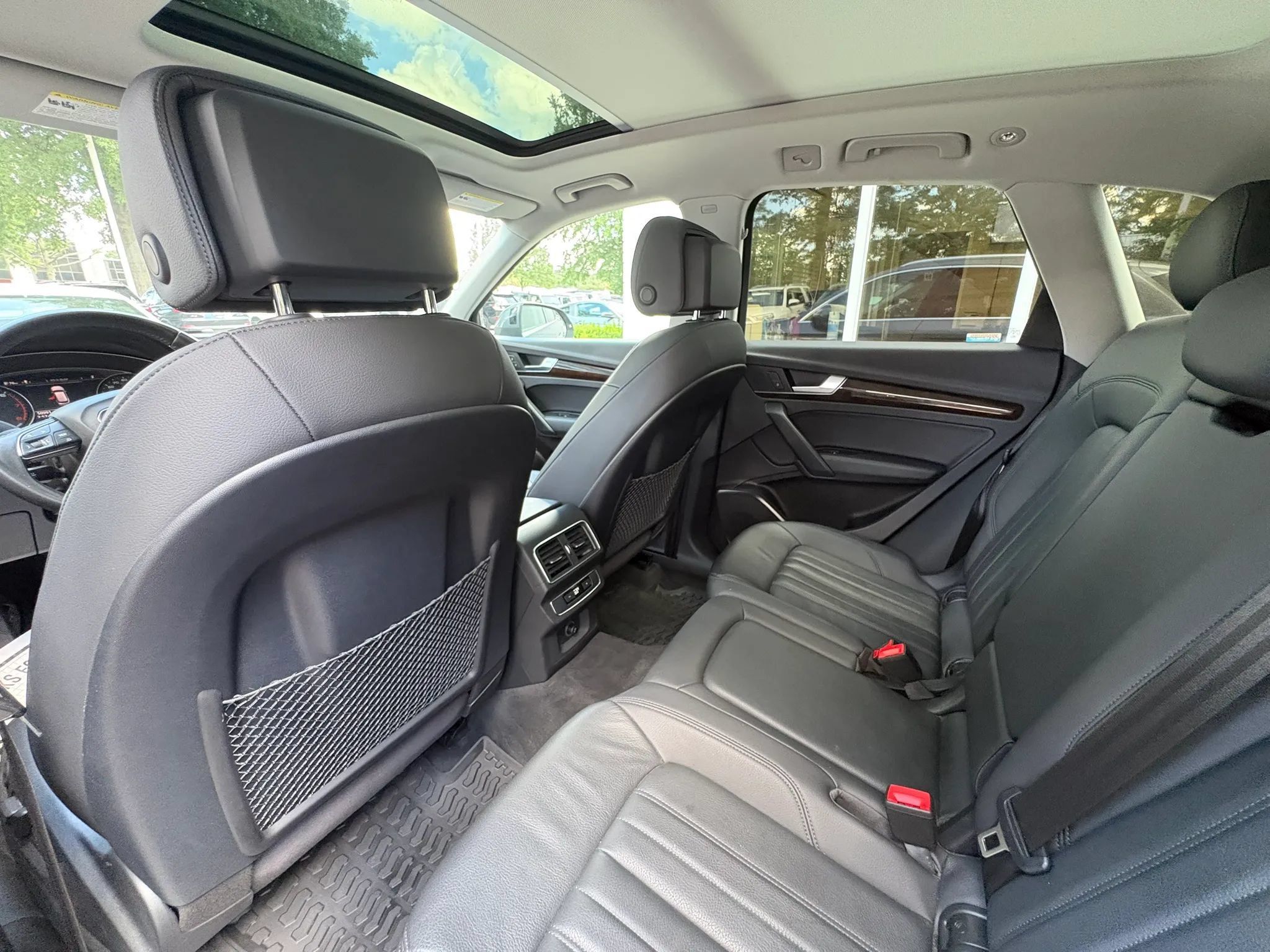 Used 2019 Audi Q5 2.0T Premium w/ Convenience Package AWD/4WD image 25