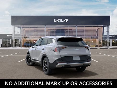New 2026 Kia Sportage EX FWD image 4