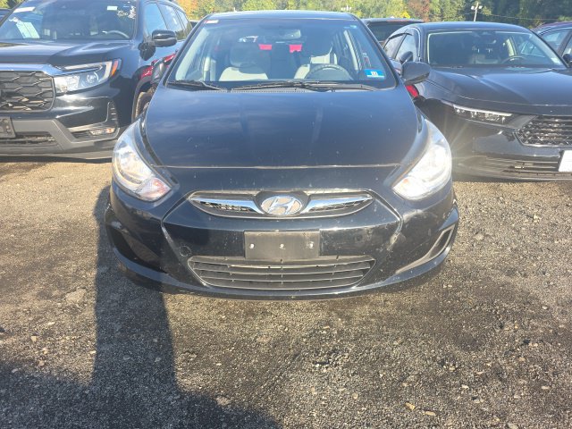 Used 2013 Hyundai Accent GS FWD image 1
