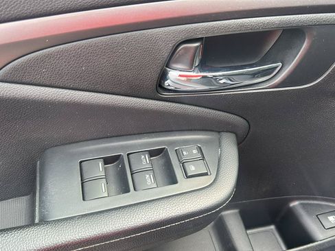Used 2020 Honda Ridgeline Sport image 12