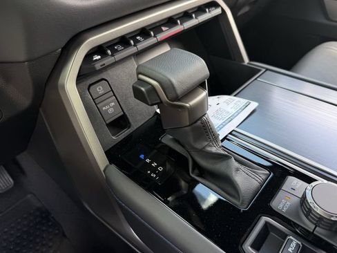 New 2026 Toyota Tundra Platinum AWD/4WD image 20