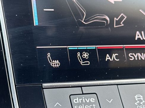 Certified 2025 Audi Q8 Premium Plus AWD/4WD image 14