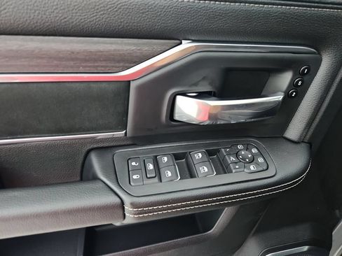 New 2026 RAM 2500 Laramie w/ Night Edition AWD/4WD image 20