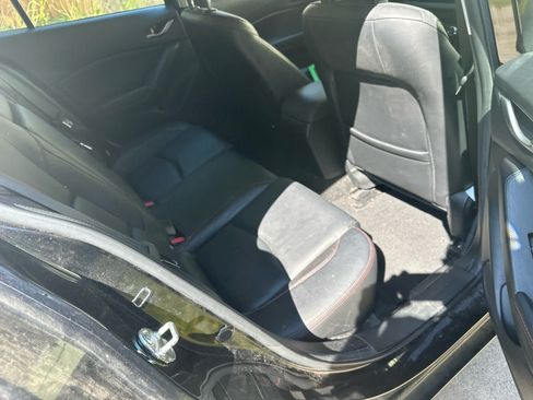 Used 2016 MAZDA MAZDA3 i Grand Touring FWD image 6