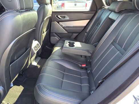 Used 2021 Land Rover Range Rover Velar R-Dynamic S image 18