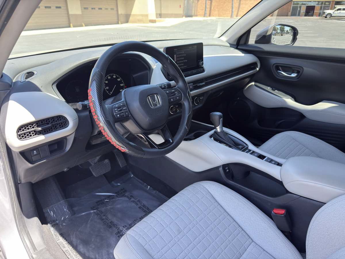 Used 2024 Honda HR-V LX image 14