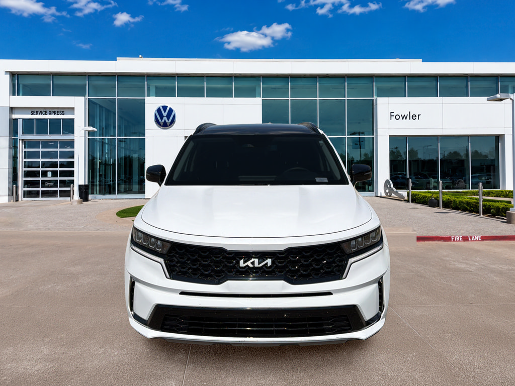 Used 2022 Kia Sorento S w/ Panoramic Sunroof Package FWD image 2