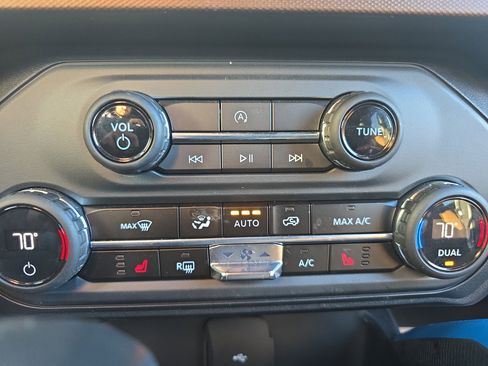 Used 2023 Ford Bronco Outer Banks image 29