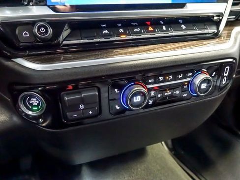 Used 2022 Chevrolet Silverado 1500 RST w/ Z71 Off-Road Package image 22