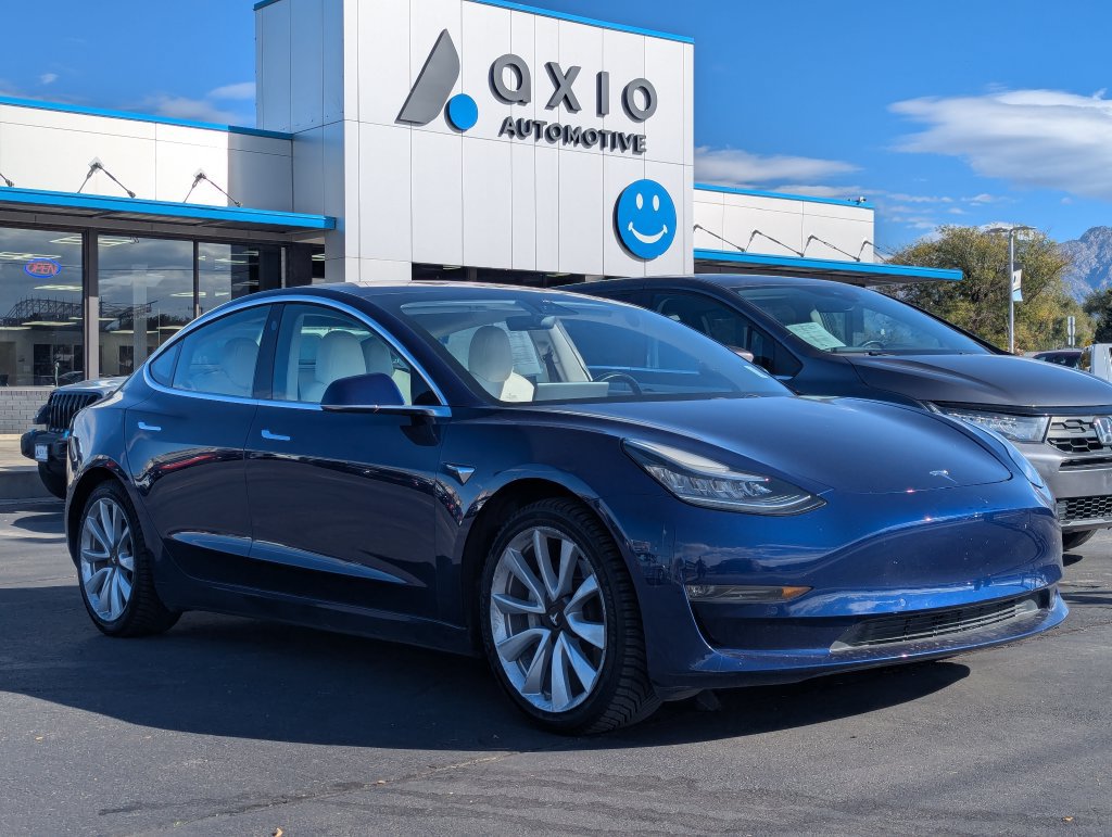 Used 2018 Tesla Model 3 AWD/4WD image 1
