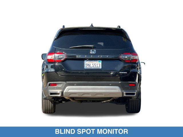 Certified 2025 Honda Pilot Touring image 6