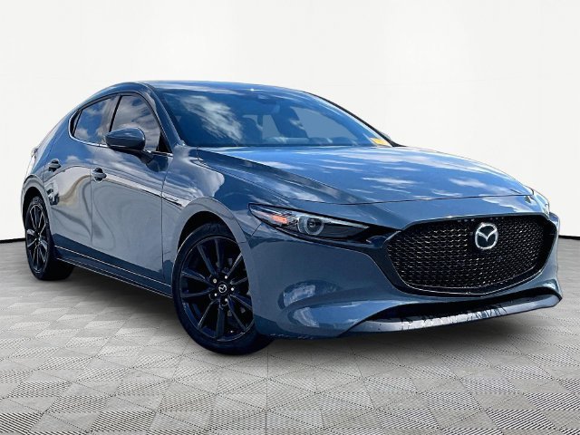 Used 2020 MAZDA MAZDA3 Hatchback w/ Premium Package FWD image 1