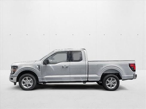 New 2025 Ford F150 XLT w/ Equipment Group 302A MID image 2