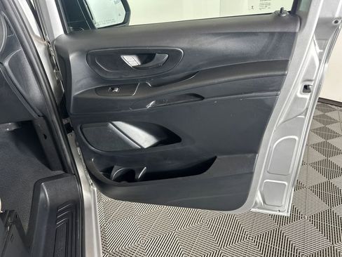 Used 2023 Mercedes-Benz Metris Cargo image 14
